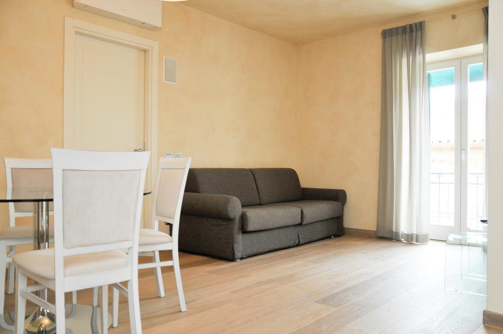 Lazise Boutique Apartment Lago E Relax Pokój zdjęcie